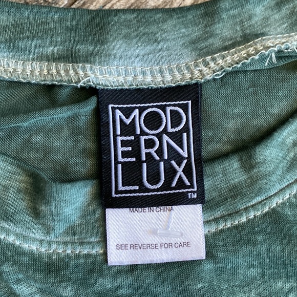 Modern Lux star tee - Picture 4 of 6